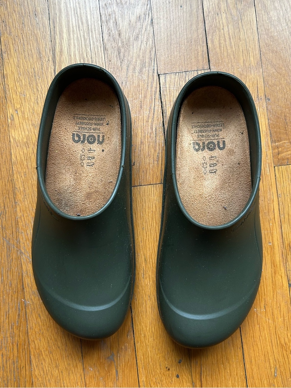 Nora gardening clogs - Picture 2 of 3
